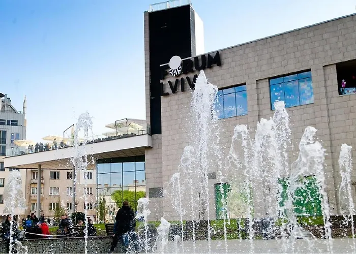 Apartamento невелика з ремонтом за супер ціною! біля форуму *