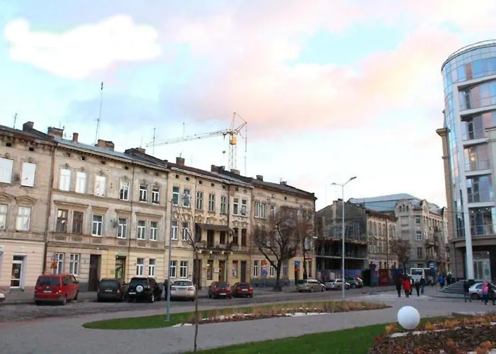 невелика з ремонтом за супер ціною! біля форуму דירה לבוב
